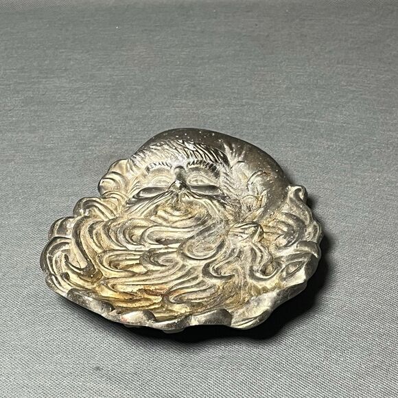 Vintage Santa Claus Candy Dish International Siler Company Silver Plated - Picture 3 of 11